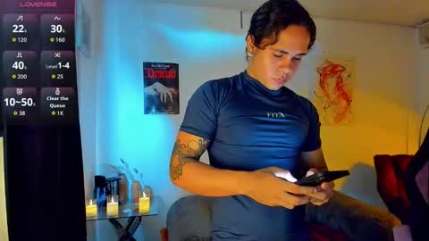 maximiliano_scoott_ online show from January 6, 8:57 pm