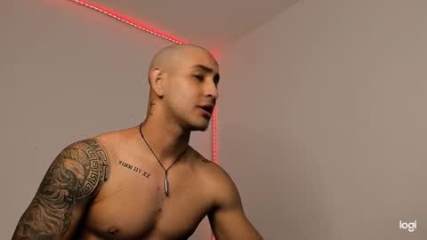 Maximo online show from January 12, 12:17 am