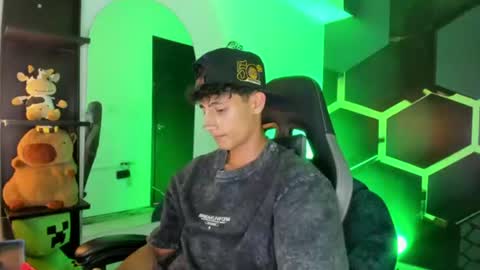 Maximo online show from June 29, 7:02 pm