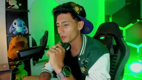Maximo online show from July 29, 9:04 pm