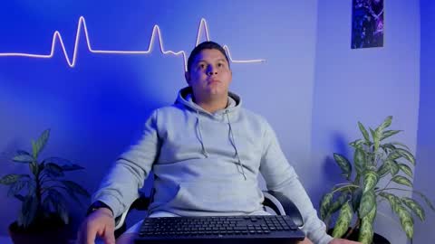 Maximus online show from November 10, 11:46 am