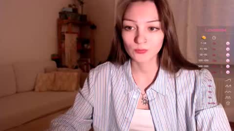 Maxine online show from January 19, 1:21 pm