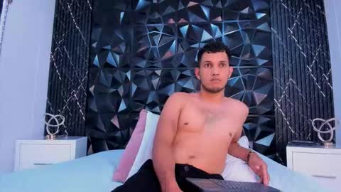 maxistanford online show from March 2, 8:37 pm