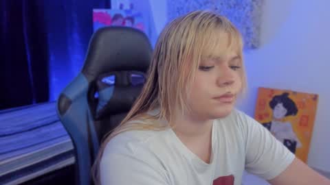 Maxine Minx online show from January 6, 12:48 am