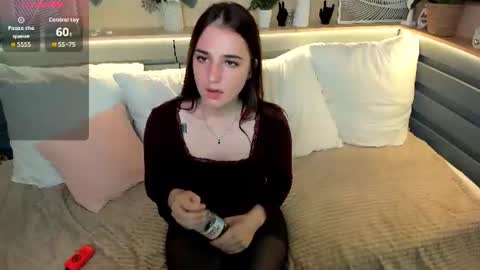 maya_winters online show from July 18, 11:12 am
