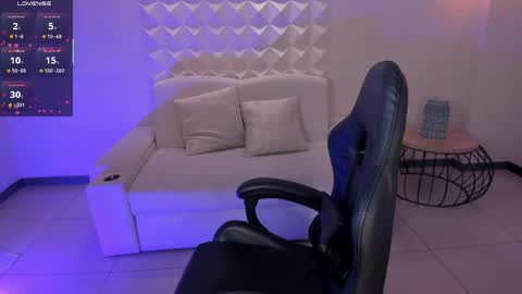 Maya online show from May 27, 1:57 am