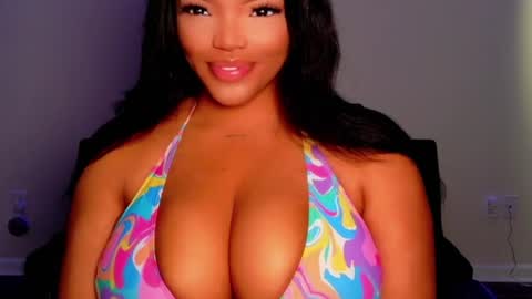 MayBabi online show from July 1, 12:25 pm
