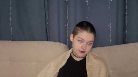 Lalli online show from January 12, 8:27 pm