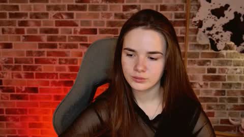 maybloom_ online show from February 14, 9:12 am