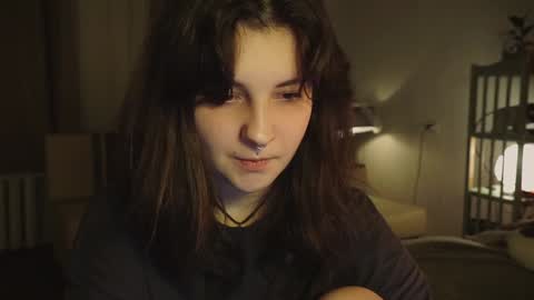 Snapshot of maymary_ chatting on January 4, 5:48 am Mary  . online show from January 4, 5:48 am