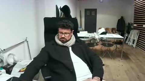 maythe4bwu online show from February 6, 10:01 pm