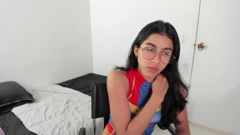 mazikeen_18 online show from March 19, 1:16 pm
