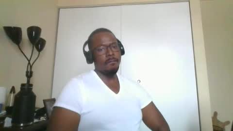 Mark online show from March 22, 7:40 pm