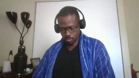 Mark online show from October 10, 3:07 pm