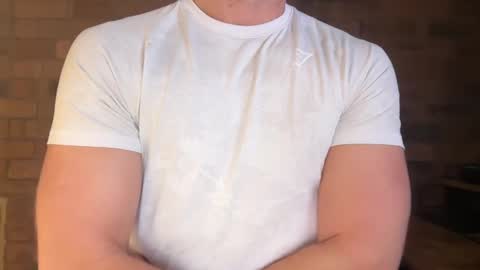 mcr8080 online show from December 23, 6:41 am