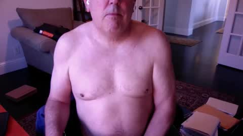 mdog9669 online show from December 19, 3:18 pm