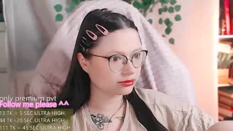 Hanna online show from August 10, 3:33 am