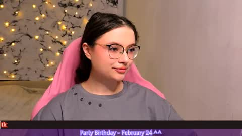 Hanna online show from February 23, 8:55 pm