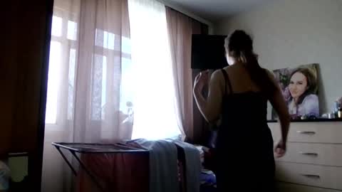 Snapshot of meadoweyes_ chatting on October 23, 11:23 am meadoweyes_ online show from October 23, 11:23 am