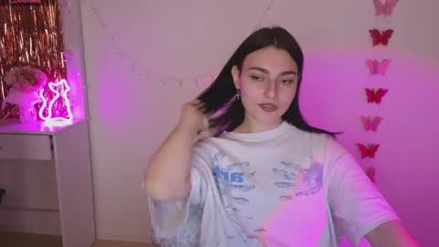 Dina online show from March 7, 4:22 pm