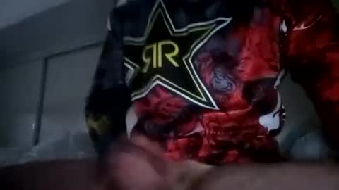 Snapshot of meeeetmee chatting on October 21, 4:21 pm Vanilllaice online show from October 21, 4:21 pm