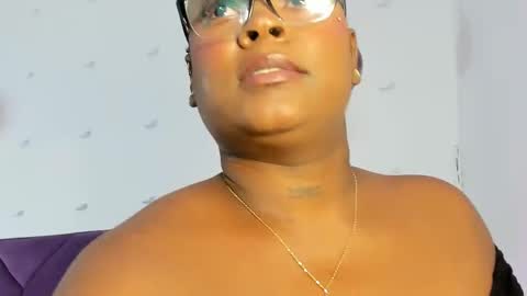 meeganfoox online show from January 13, 4:09 am