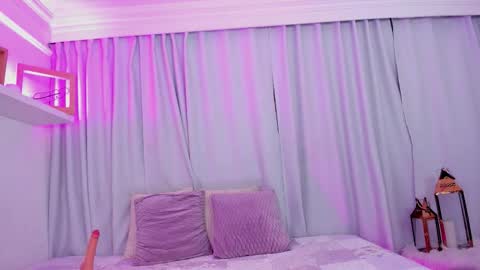 Melody online show from February 12, 4:16 am