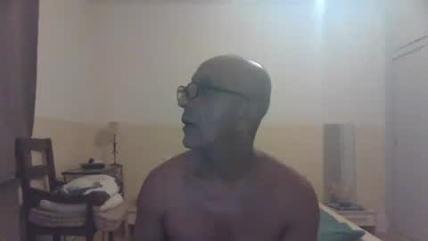 mufine online show from September 15, 8:43 pm