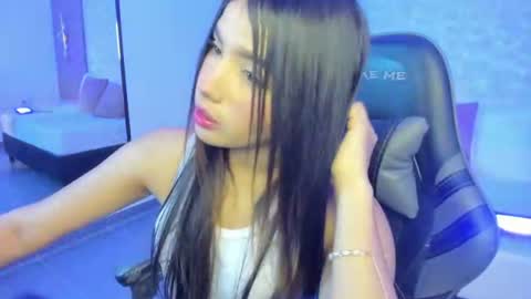 Sheila online show from August 4, 2:07 am