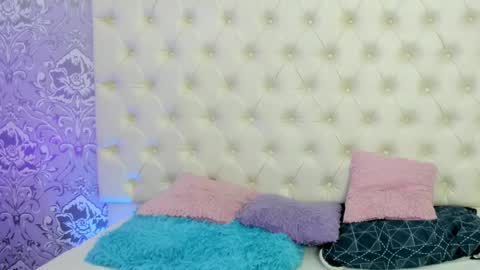 megan_tower online show from March 19, 8:03 pm