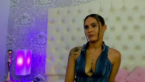 megan_tower online show from February 28, 9:52 pm