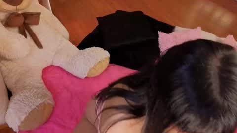 Megan  online show from November 19, 1:54 pm