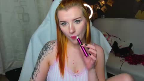 megancat333 online show from June 24, 10:50 pm