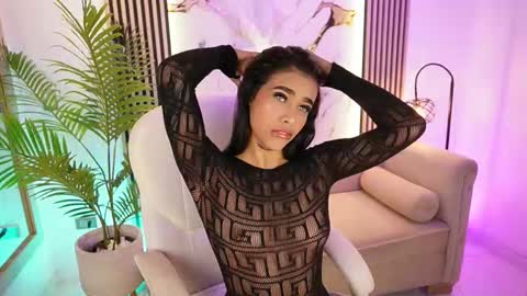 Megan Lowell online show from November 18, 10:24 pm