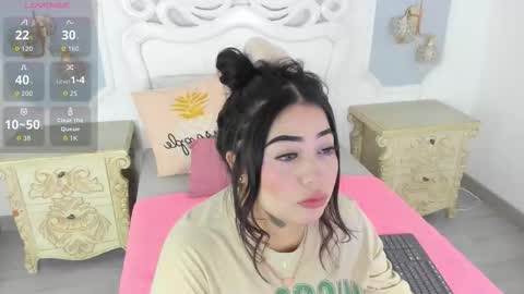 Megan online show from November 18, 12:19 pm