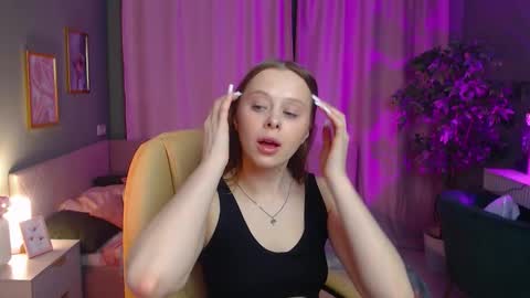 megg_ryan online show from March 17, 4:34 pm