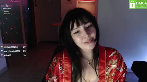 WETWATERMELL online show from December 1, 5:05 am