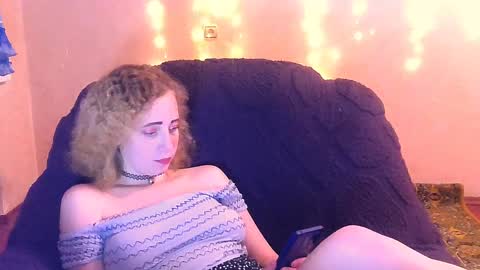 Mel Mellie online show from January 21, 12:15 am