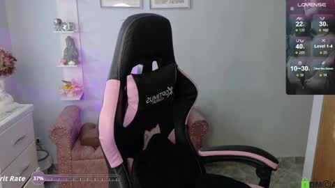 Melaany  online show from May 23, 1:01 am