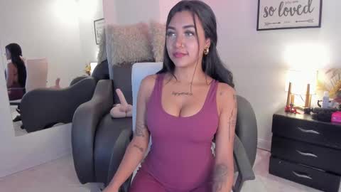 melan_owen online show from February 6, 11:24 am