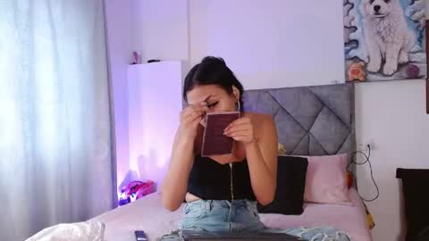 MELANI online show from May 19, 1:07 pm