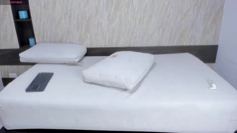 Melanie  online show from June 5, 6:52 am