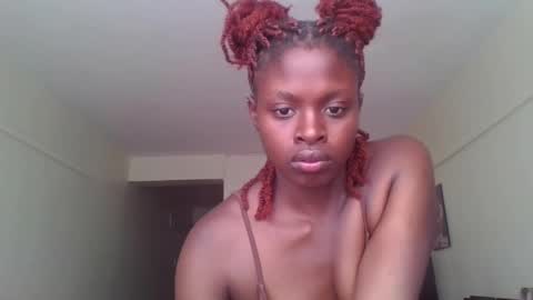 melanique23 online show from April 28, 7:56 am