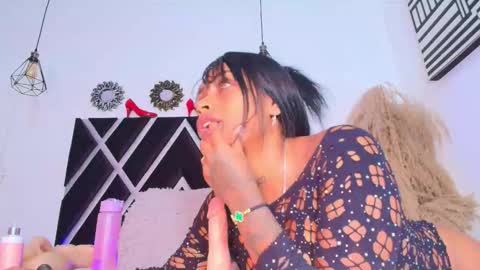 melanny online show from October 10, 11:09 pm