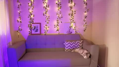 melifresita online show from October 11, 7:17 pm