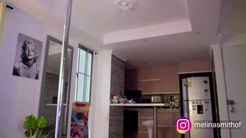 MelinaSmith  online show from September 11, 10:55 pm