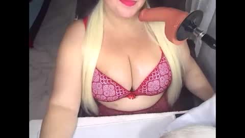 alissaalissa0818 online show from March 30, 3:17 am