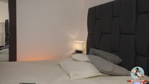 On vacation until Monday online show from November 19, 12:04 pm