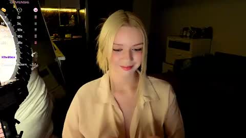 Mel or Lissa 3 Welcome here online show from July 29, 8:53 pm