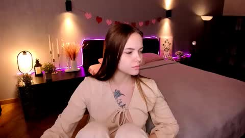 Melisa online show from November 18, 2:25 am